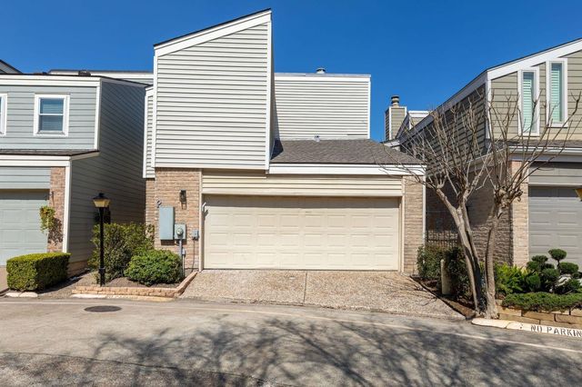 1829 Bering Drive 2, Houston, TX 77057