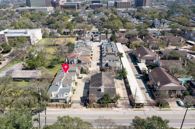 1829 Bering Drive 2, Houston, TX 77057