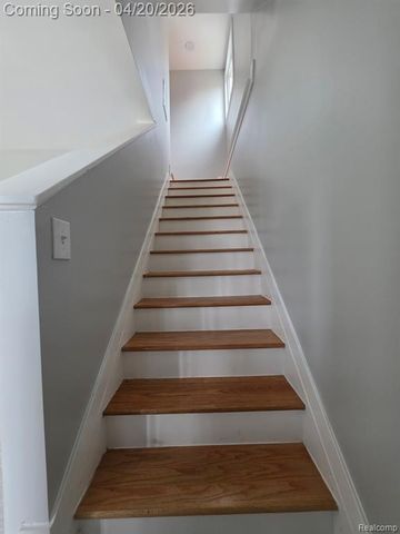 459 New York Avenue, Lincoln Park, MI 48146