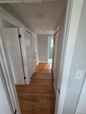 459 New York Avenue, Lincoln Park, MI 48146