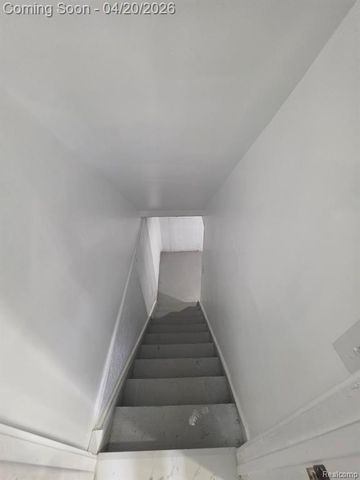 459 New York Avenue, Lincoln Park, MI 48146