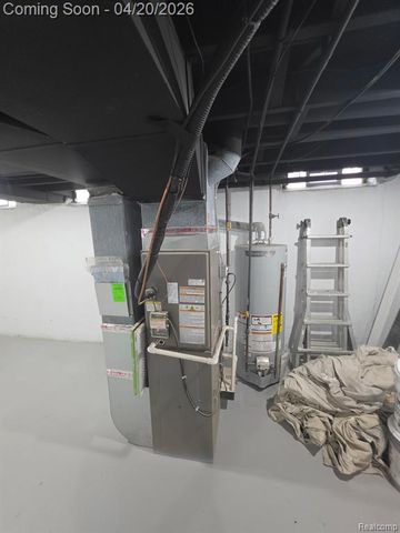 459 New York Avenue, Lincoln Park, MI 48146