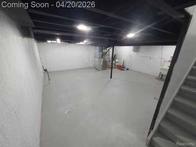 459 New York Avenue, Lincoln Park, MI 48146