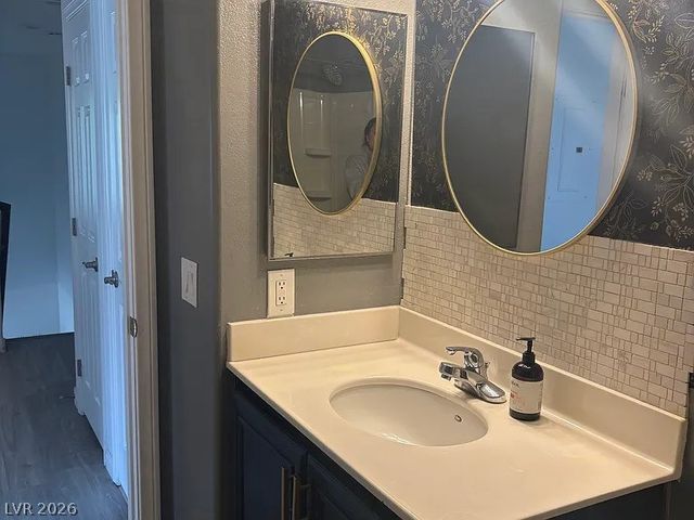 6250 West Arby Avenue 222, Las Vegas, NV 89118