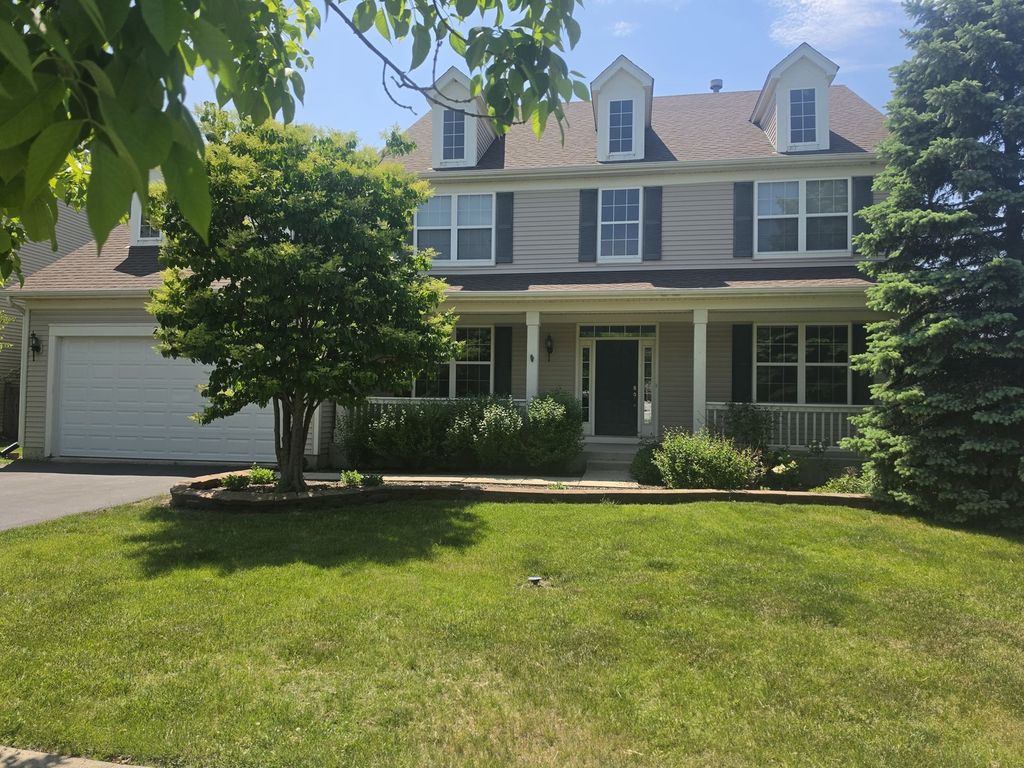 2350 Fishhook Way, Wauconda, IL 60084