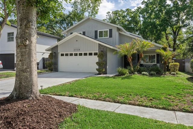 2728 LAKEVILLE DRIVE, Tampa, FL 33618