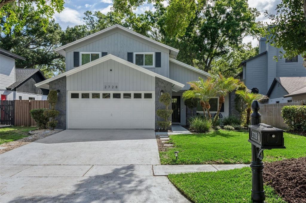 2728 LAKEVILLE DRIVE, Tampa, FL 33618