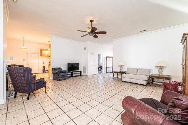 5567 Reid Road, Granite Falls, NC 28630