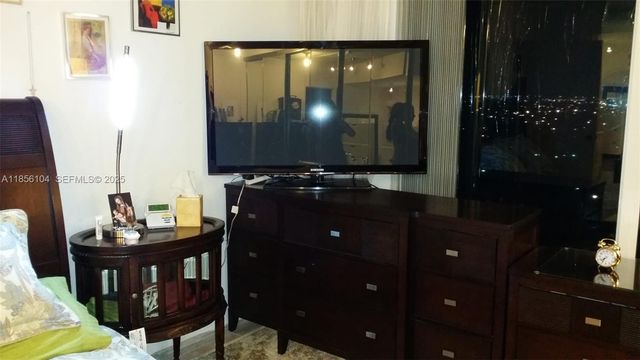 1351 NE Miami Gardens Drive 1601E, Miami, FL 33179