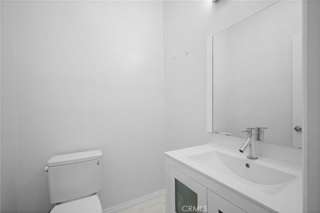 7851 Mary Ellen Avenue, North Hollywood, CA 91605