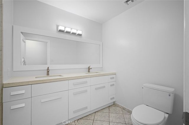 7851 Mary Ellen Avenue, North Hollywood, CA 91605