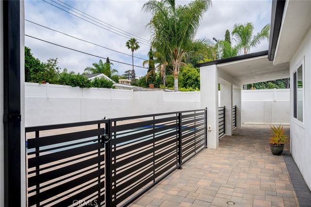 7851 Mary Ellen Avenue, North Hollywood, CA 91605