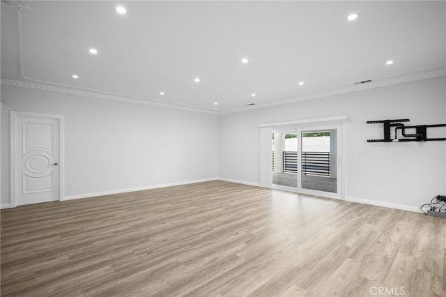 7851 Mary Ellen Avenue, North Hollywood, CA 91605