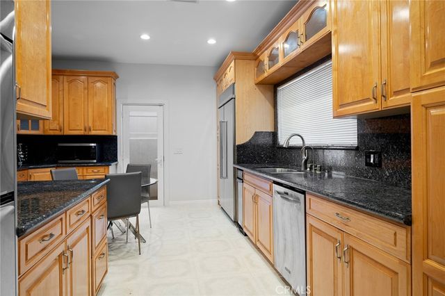 7851 Mary Ellen Avenue, North Hollywood, CA 91605