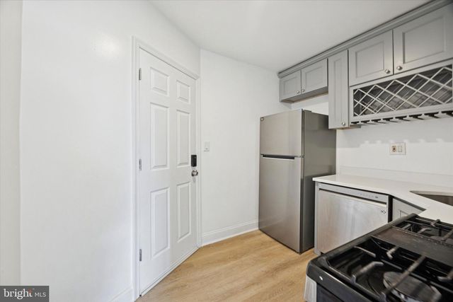 1747 W VENANGO ST, Philadelphia, PA 19140