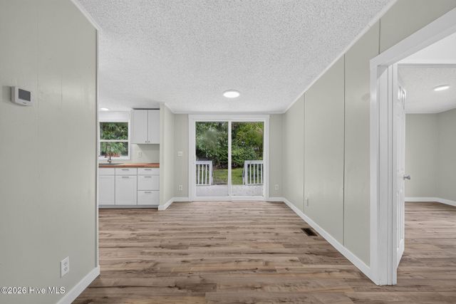145 Bellhammon Forest Drive, Rocky Point, NC 28457