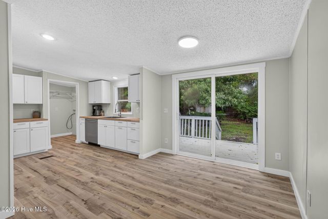 145 Bellhammon Forest Drive, Rocky Point, NC 28457