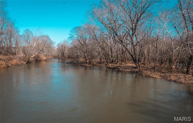 31501 Seminole Lane, Richland, MO 65556