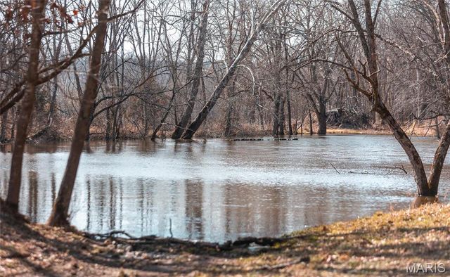 31501 Seminole Lane, Richland, MO 65556