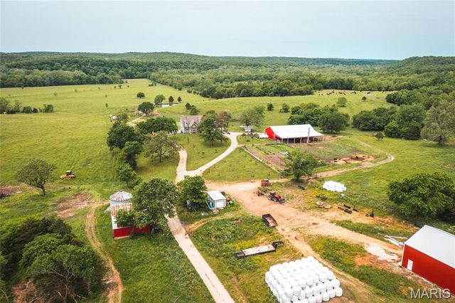 31501 Seminole Lane, Richland, MO 65556