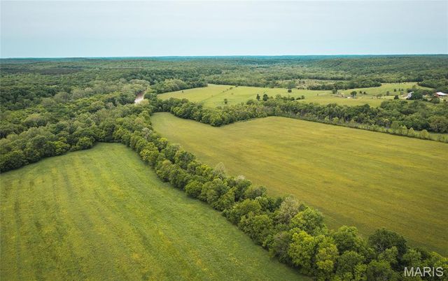 31501 Seminole Lane, Richland, MO 65556