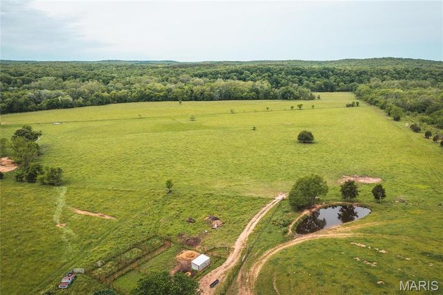 31501 Seminole Lane, Richland, MO 65556