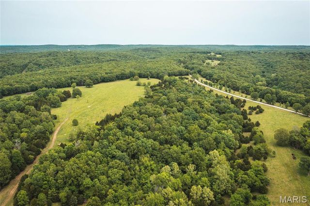 31501 Seminole Lane, Richland, MO 65556