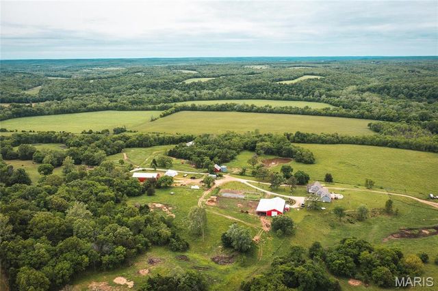 31501 Seminole Lane, Richland, MO 65556