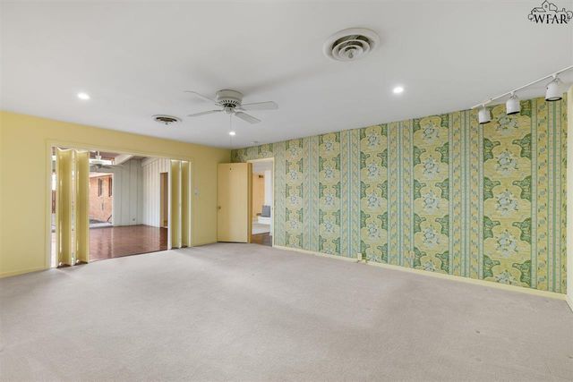 2304 IRVING PLACE, Wichita Falls, TX 76308