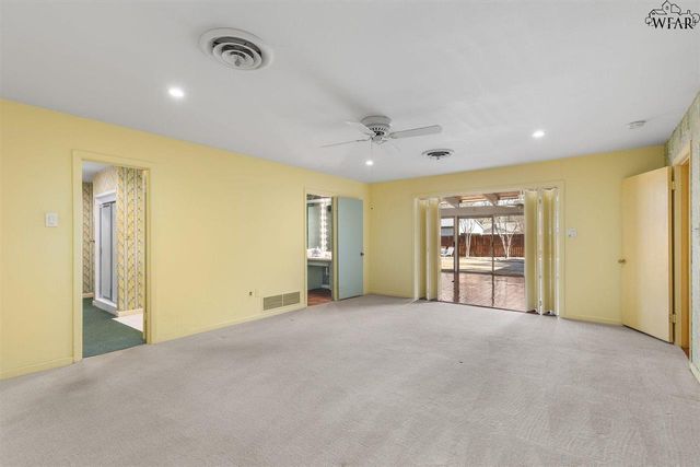 2304 IRVING PLACE, Wichita Falls, TX 76308