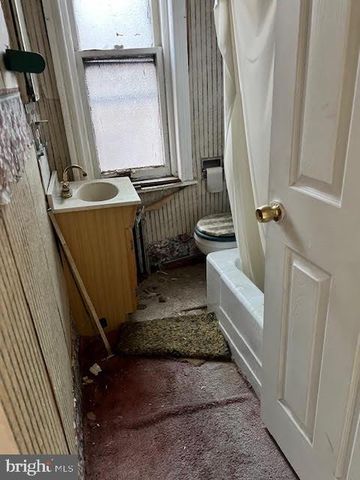 5309 DELANCEY ST, Philadelphia, PA 19143