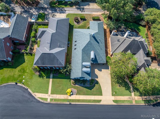 9806 Mid Pines Court, Montgomery, AL 36117