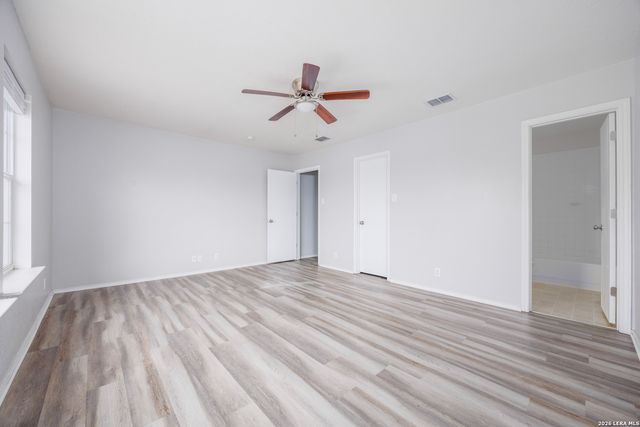 10634 Shaenpath, San Antonio, TX 78254