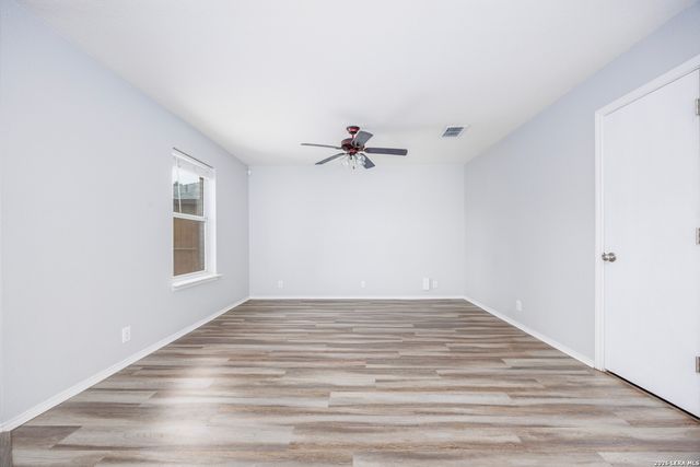 10634 Shaenpath, San Antonio, TX 78254