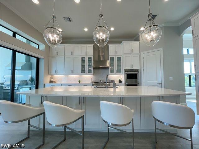 9412 Rapallo ST, Naples, FL 34119
