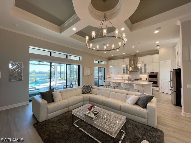 9412 Rapallo ST, Naples, FL 34119