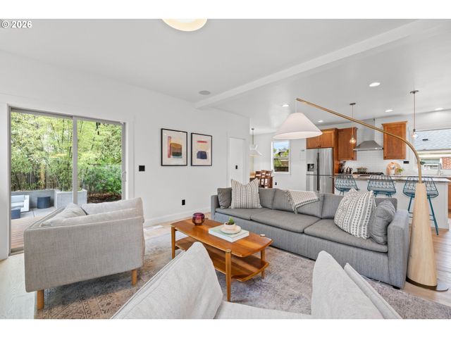 4407 Ne 24TH Ave, Portland, OR 97211