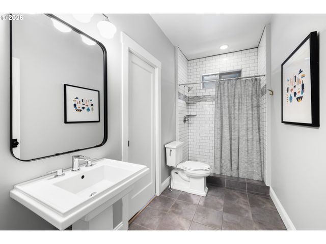 4407 Ne 24TH Ave, Portland, OR 97211