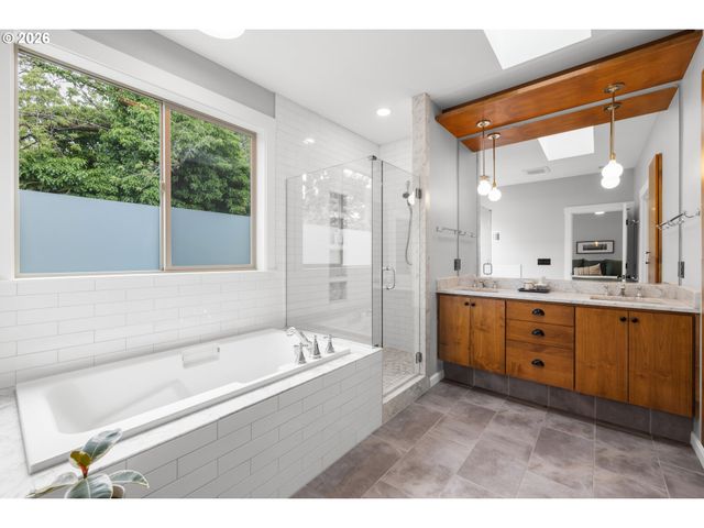4407 Ne 24TH Ave, Portland, OR 97211