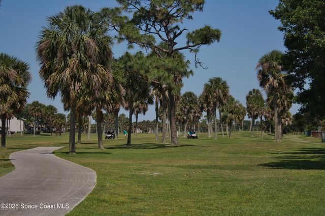 2145 Golf Isle Drive 1221, Melbourne, FL 32935