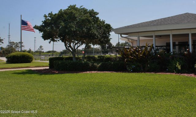 2145 Golf Isle Drive 1221, Melbourne, FL 32935