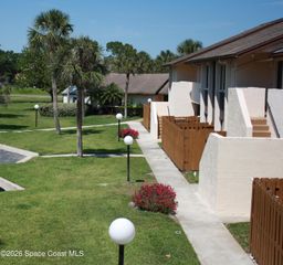 2145 Golf Isle Drive 1221, Melbourne, FL 32935