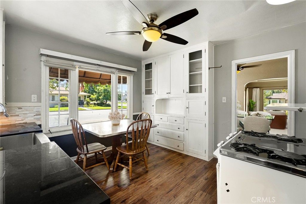 Image 15 of property listing at 2509 I, La Verne, CA 91750