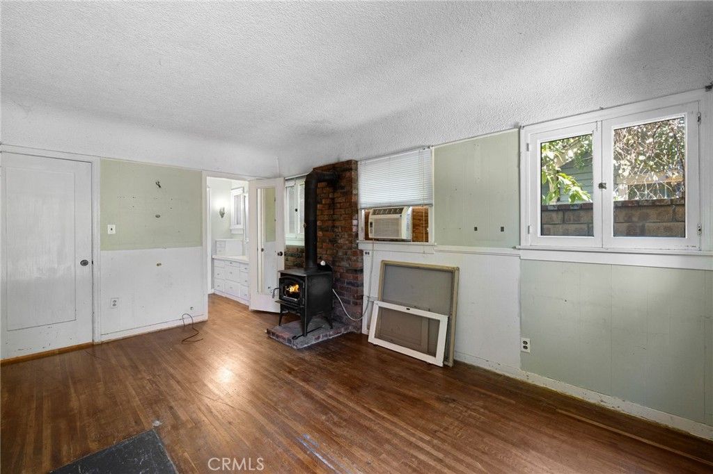 Image 20 of property listing at 2509 I, La Verne, CA 91750