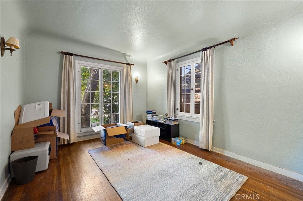 Image 23 of property listing at 2509 I, La Verne, CA 91750
