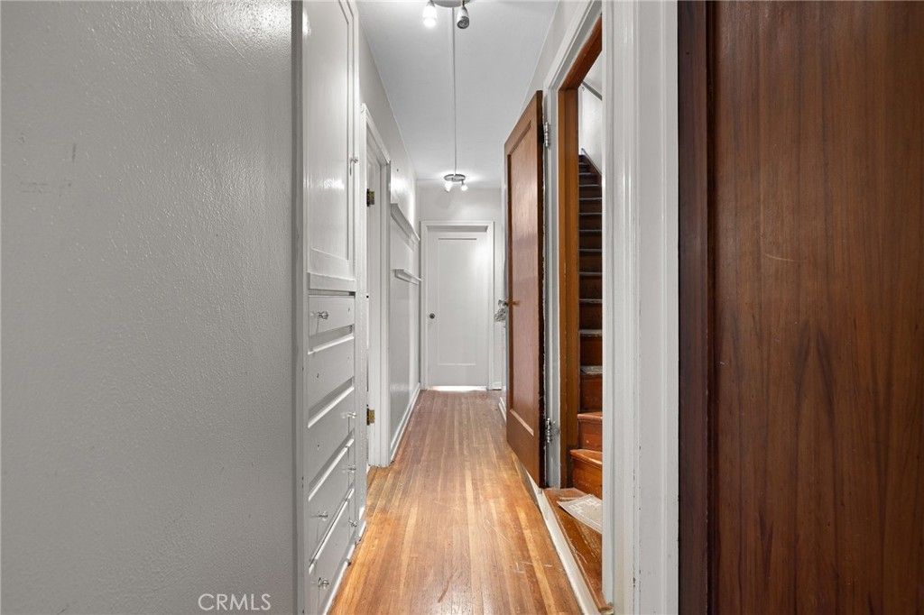 Image 26 of property listing at 2509 I, La Verne, CA 91750