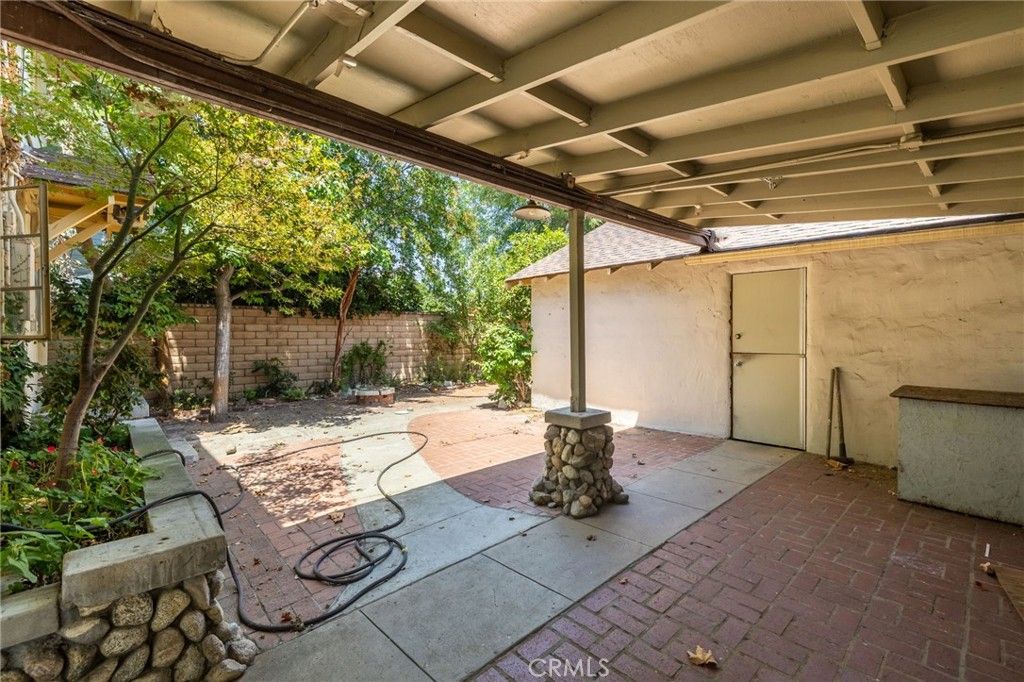 Image 39 of property listing at 2509 I, La Verne, CA 91750