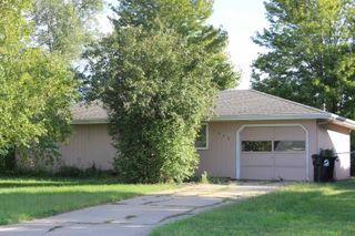 1333 W Republic, Salina, KS 67401