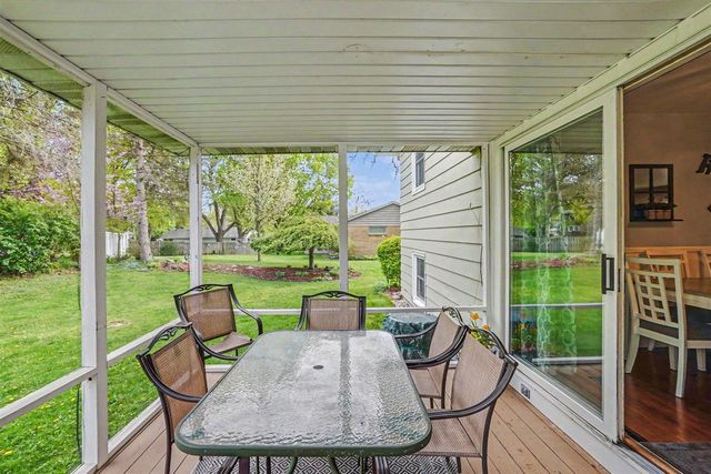408 Cherokee Drive, Fremont, MI 49412