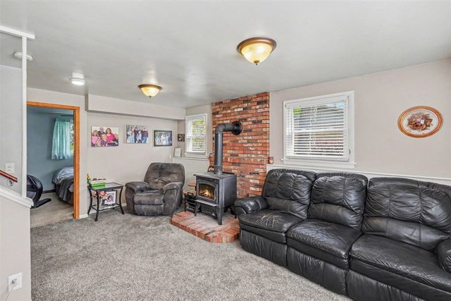 408 Cherokee Drive, Fremont, MI 49412